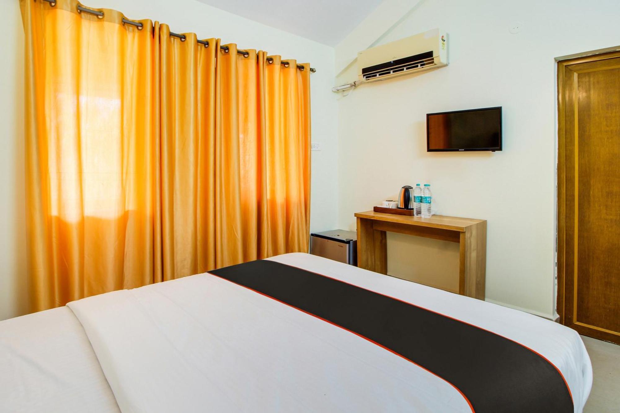 Hotel Declassio By Goa'S Pearl Near Aguada Fort Nerul  Zewnętrze zdjęcie