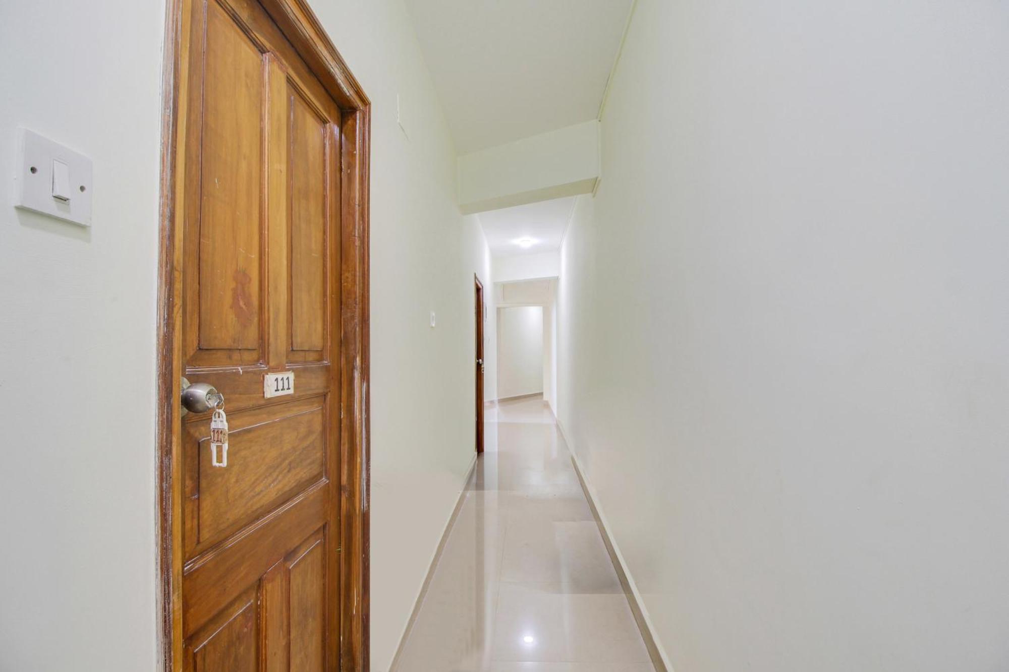 Hotel Declassio By Goa'S Pearl Near Aguada Fort Nerul  Zewnętrze zdjęcie