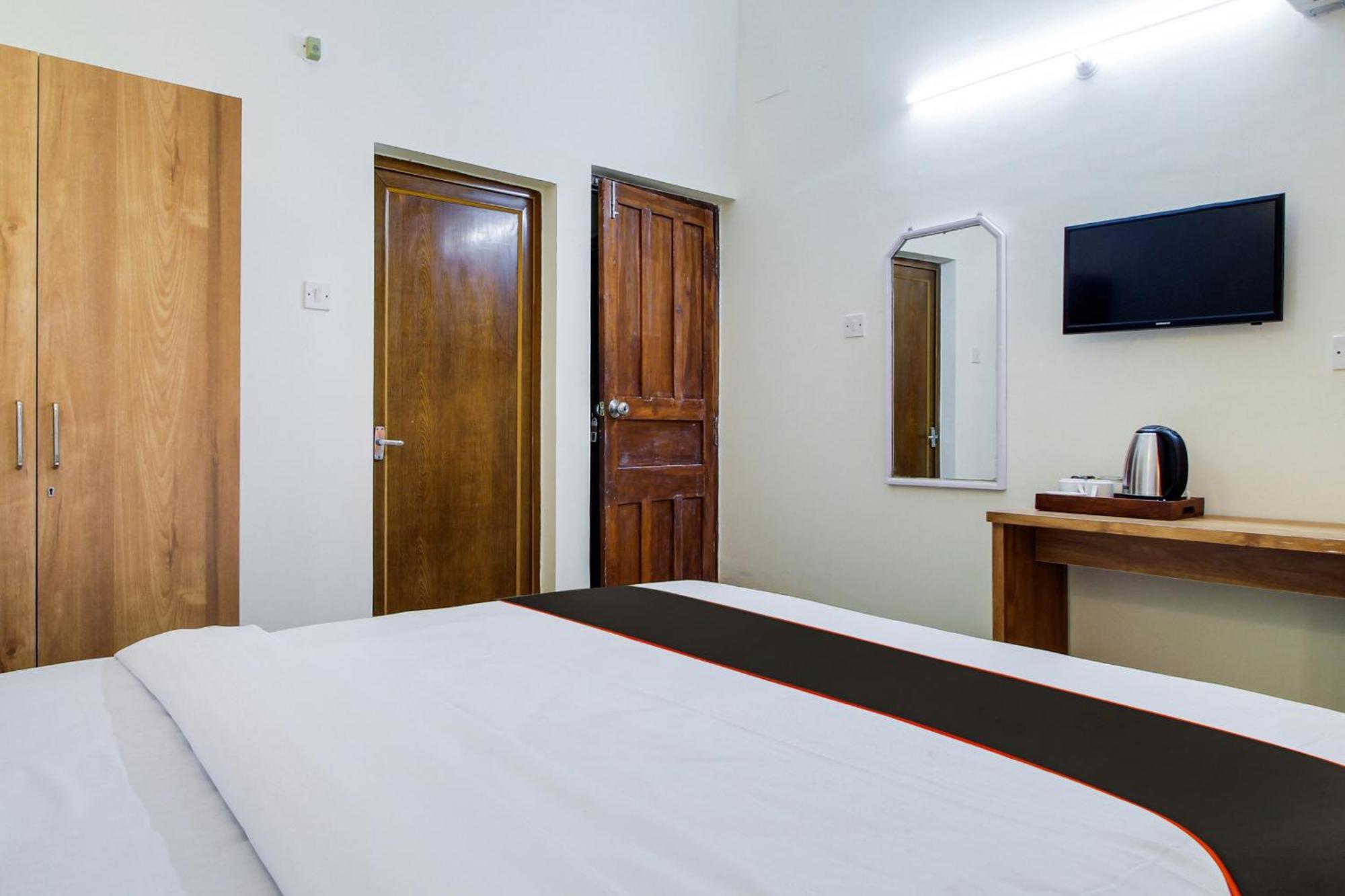 Hotel Declassio By Goa'S Pearl Near Aguada Fort Nerul  Zewnętrze zdjęcie
